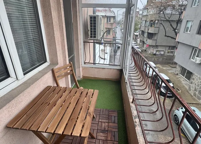 Charming Seaside In *